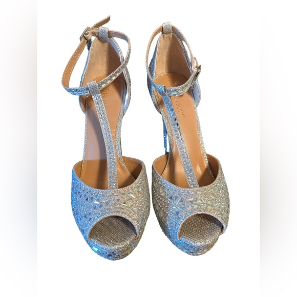 Thalia Sodi NWT Stunning Chace Ankle Strap Peep Toe Rhinestone Heels (SH079) - Picture 7 of 12